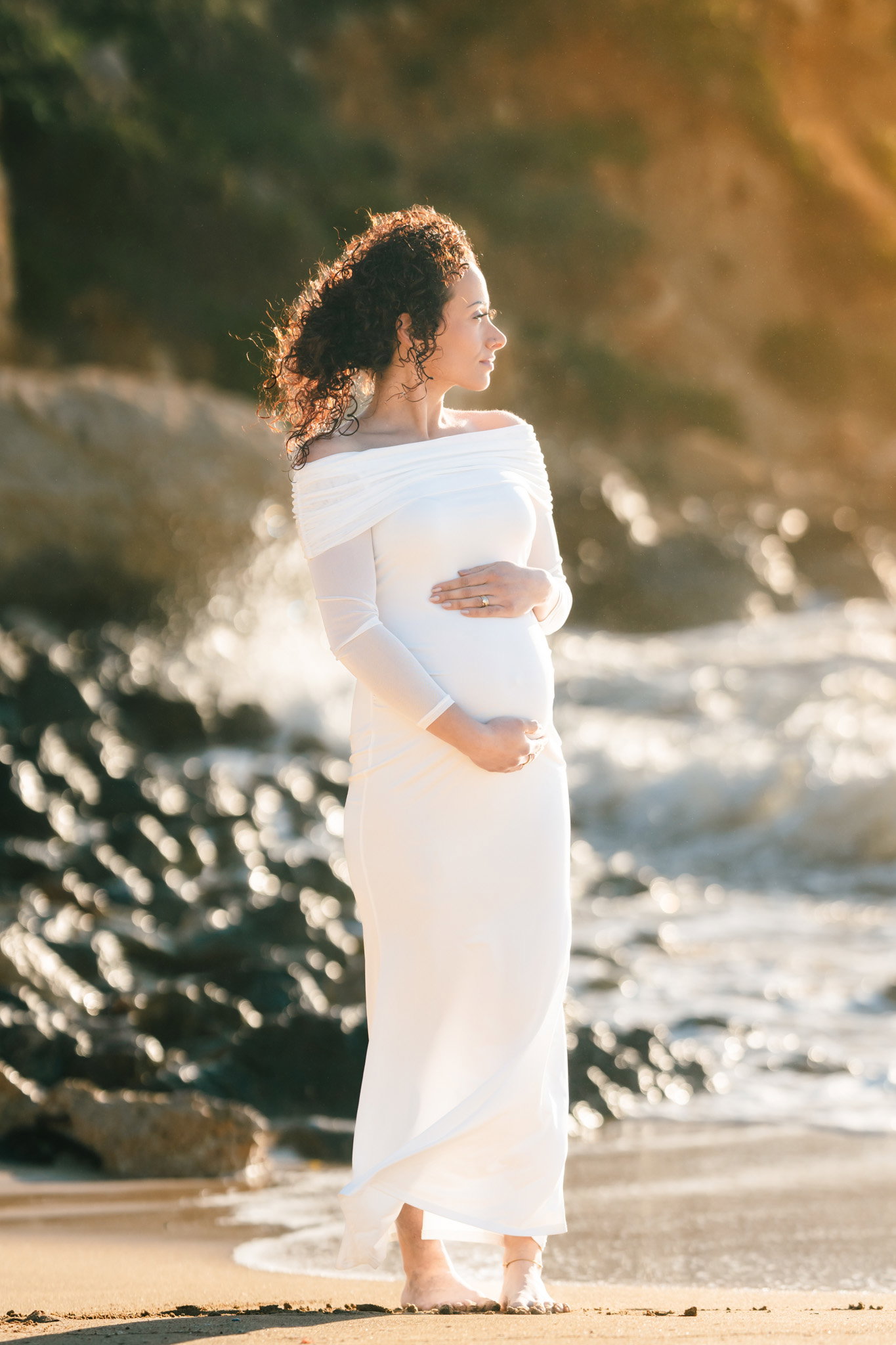 Pregnancy Photoshoot on the beach in Malta