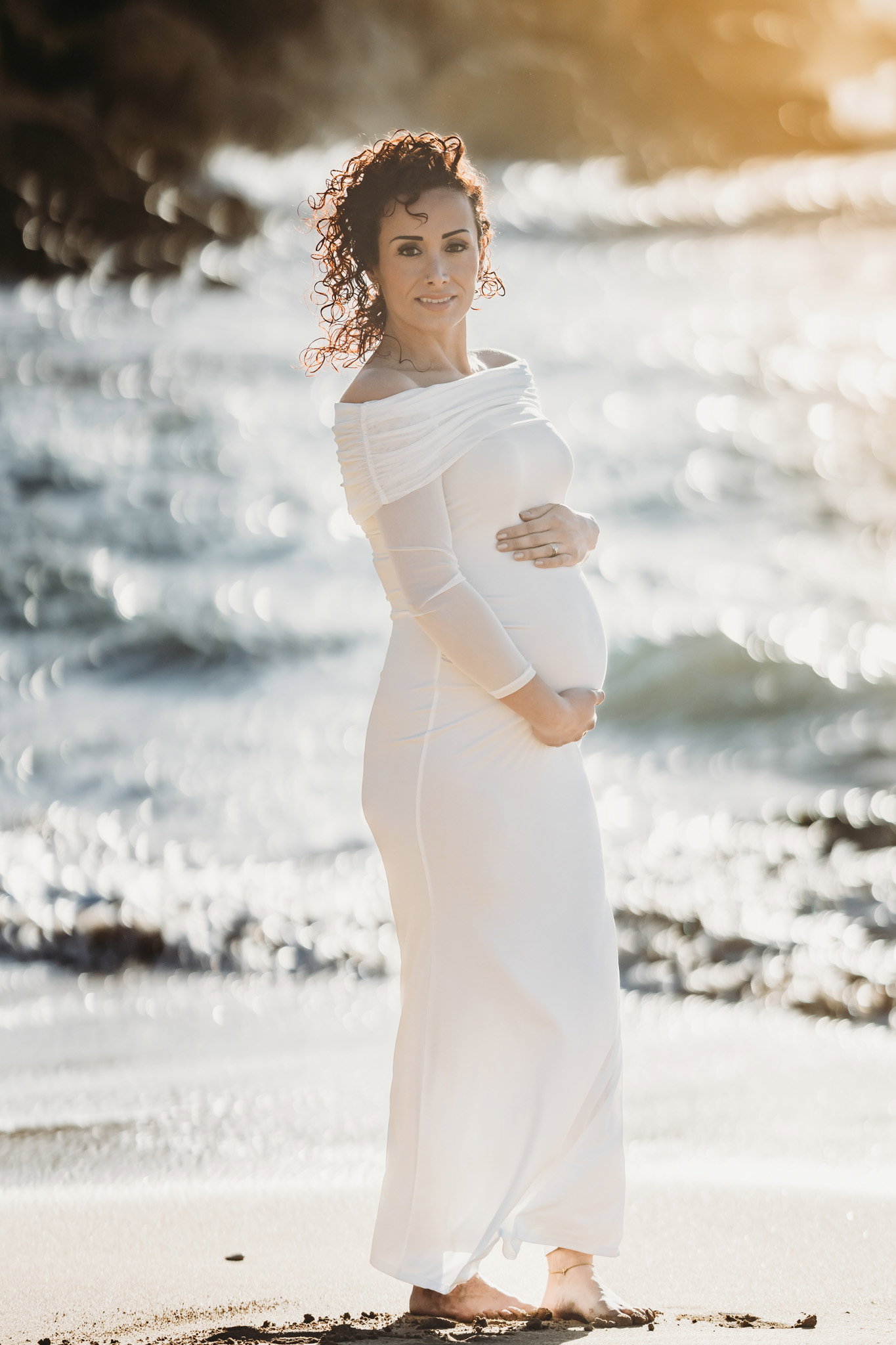 Pregnancy Photoshoot on the beach in Malta