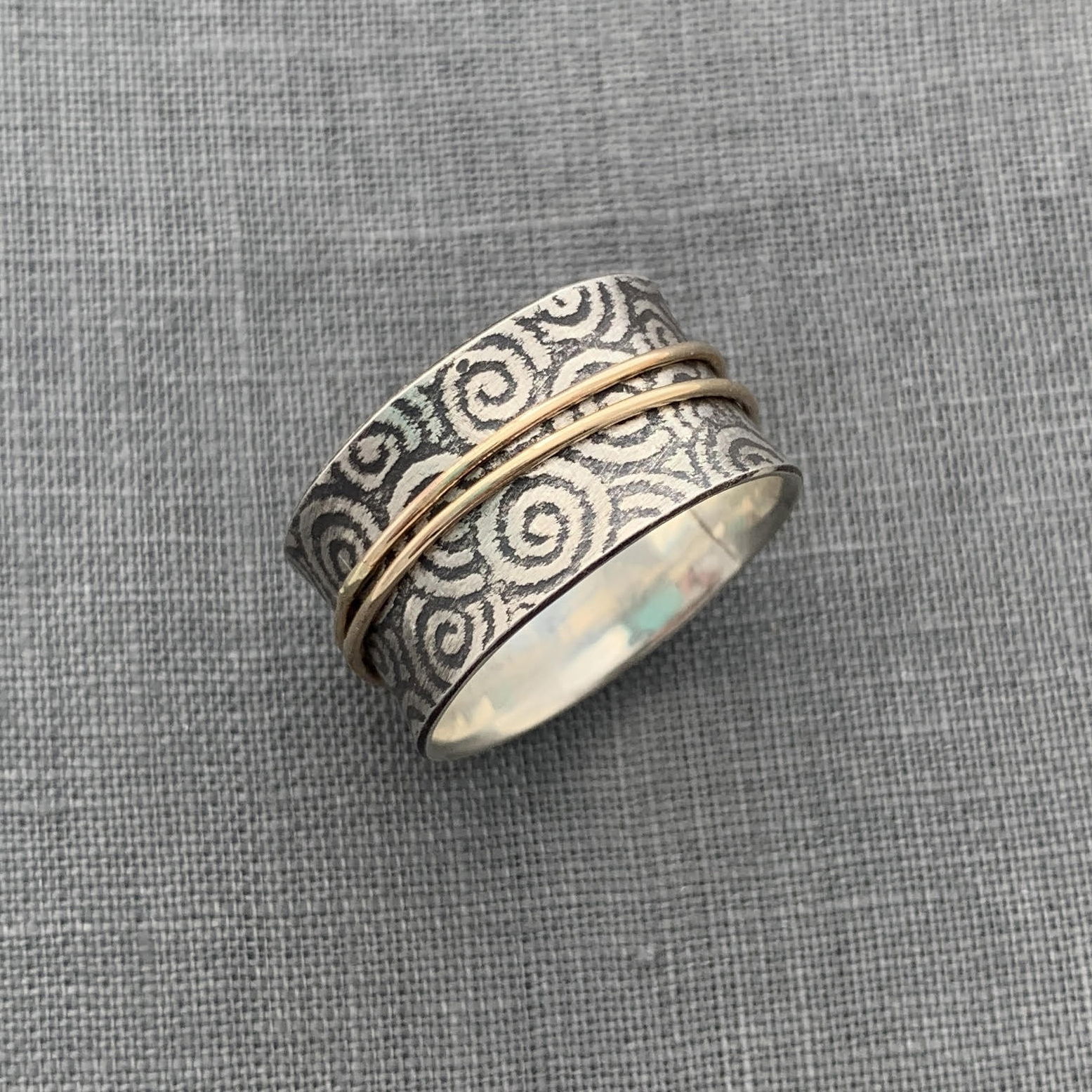 Spiral Ring with bimetal gold