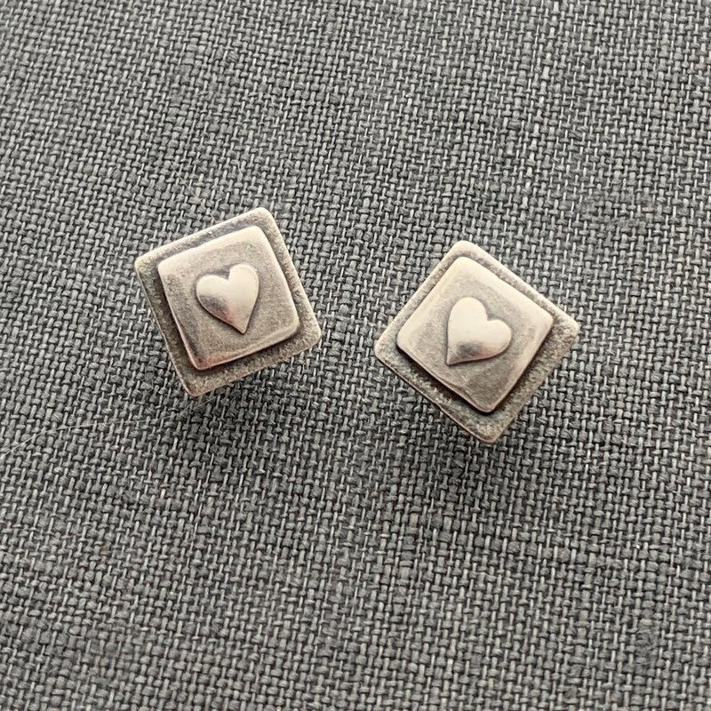 Silver Heart Stud