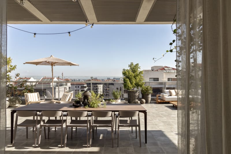 דירת פנטהאוז דו מפלסי | משפחה צעירה | נווה זמר רעננה