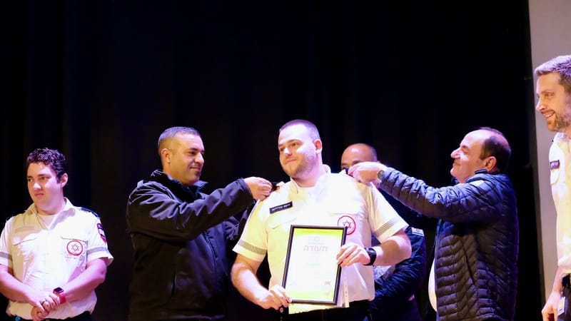 NETO חדשות :בית שאן: במעמד יוסי פחימה  קורס חובשי רפואת חירום של מד״א הסתיים, 16 חובשים חדשים יחלו בהתנדבות בארגון