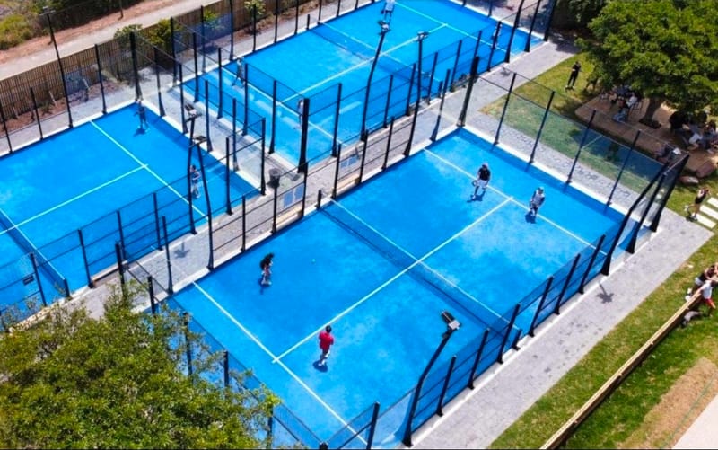 ערי הצפון :נוף הגליל : לא אחד - לא שתיים - שלושה, שלושה מגרשי פאדל הנה זה מגיעה