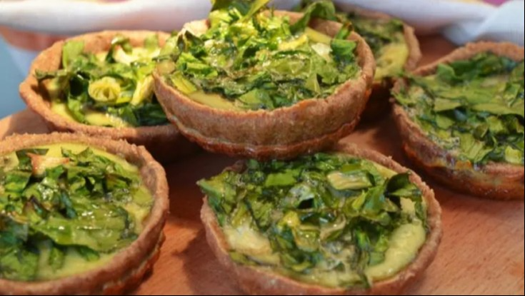 פשטידת תרד וקישואים פרווה