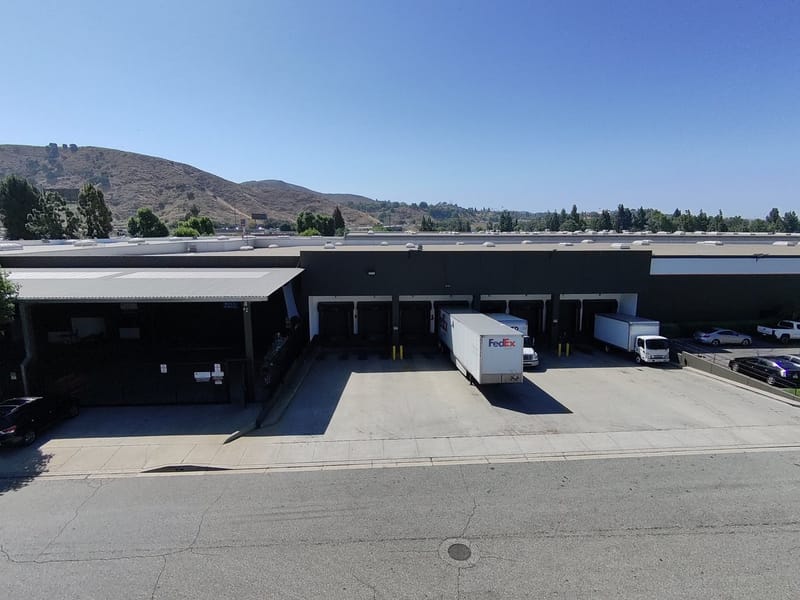 Lee & Associates Negotiates the 288,195 SF Industrial Building Sale