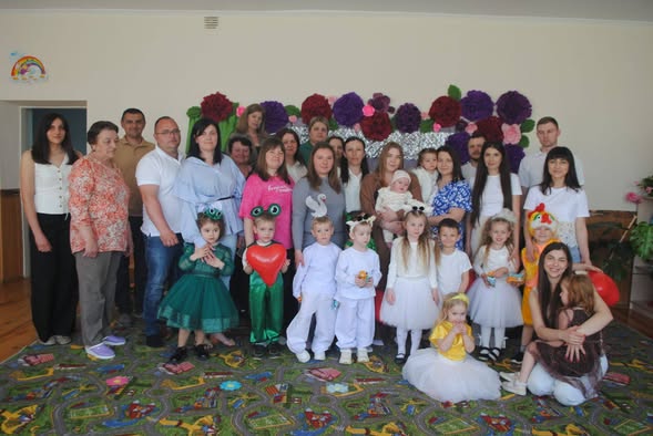 Свято матері в дошкільному підрозділі