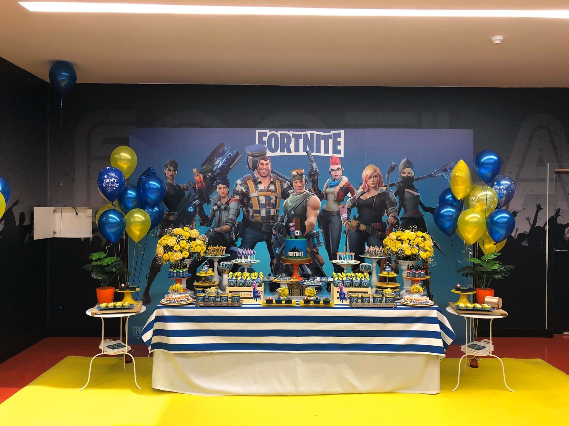 Decoração de festa infantil tema Fortinite