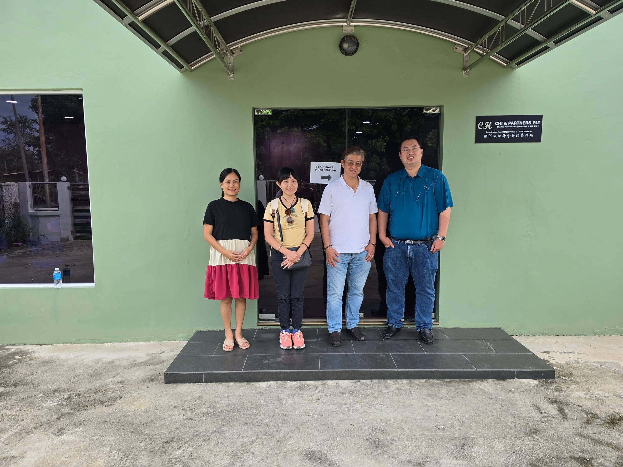 Straits Energy Group visiting