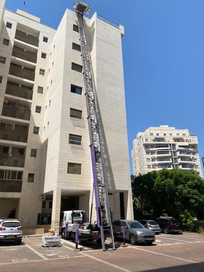 מנוף הרמה בגבעת שמואל