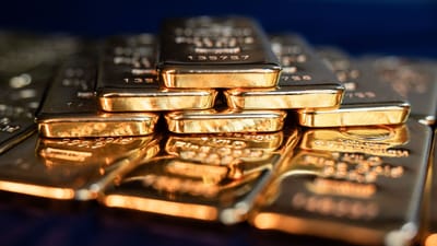 هبوط الذهب بقوة مع تراجع التوترات وصعود الدولار