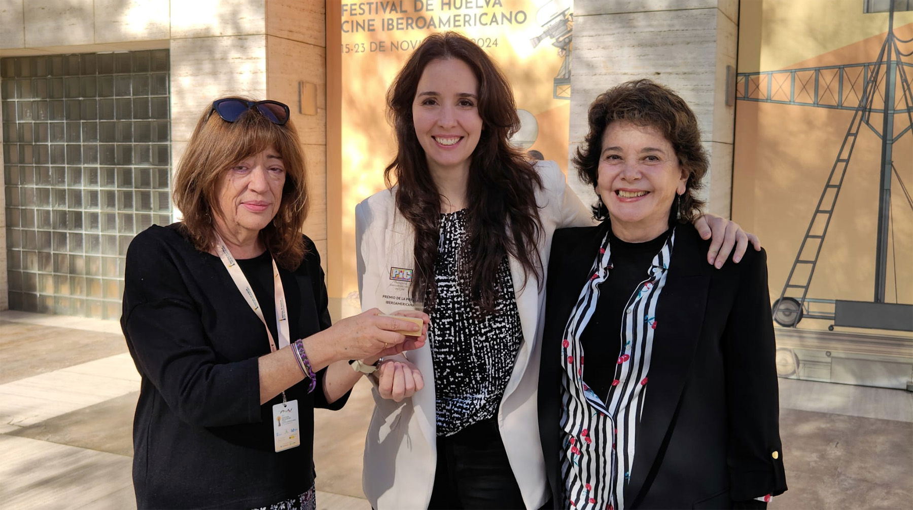 “Memorias de un cuerpo que arde”, Premio de la Prensa Iberoamericana en Huelva