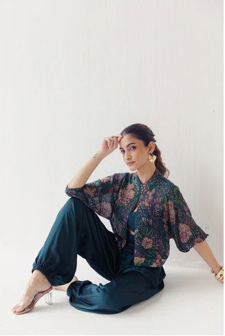 Indo-Western Outfits for Women to Elevate Their Party Wear Look