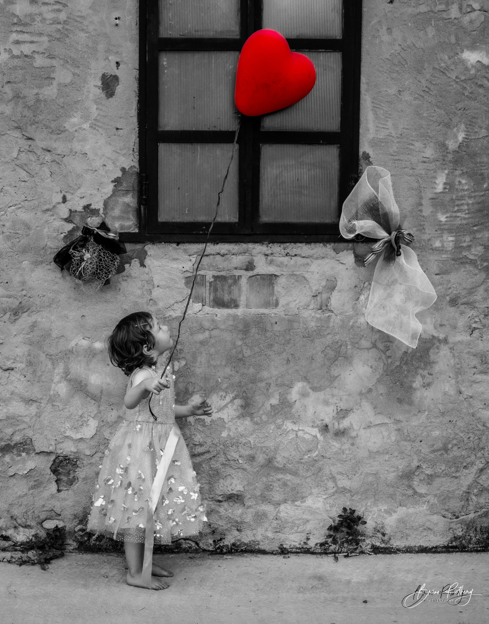 Tribute to Banksy little girl and red balloon