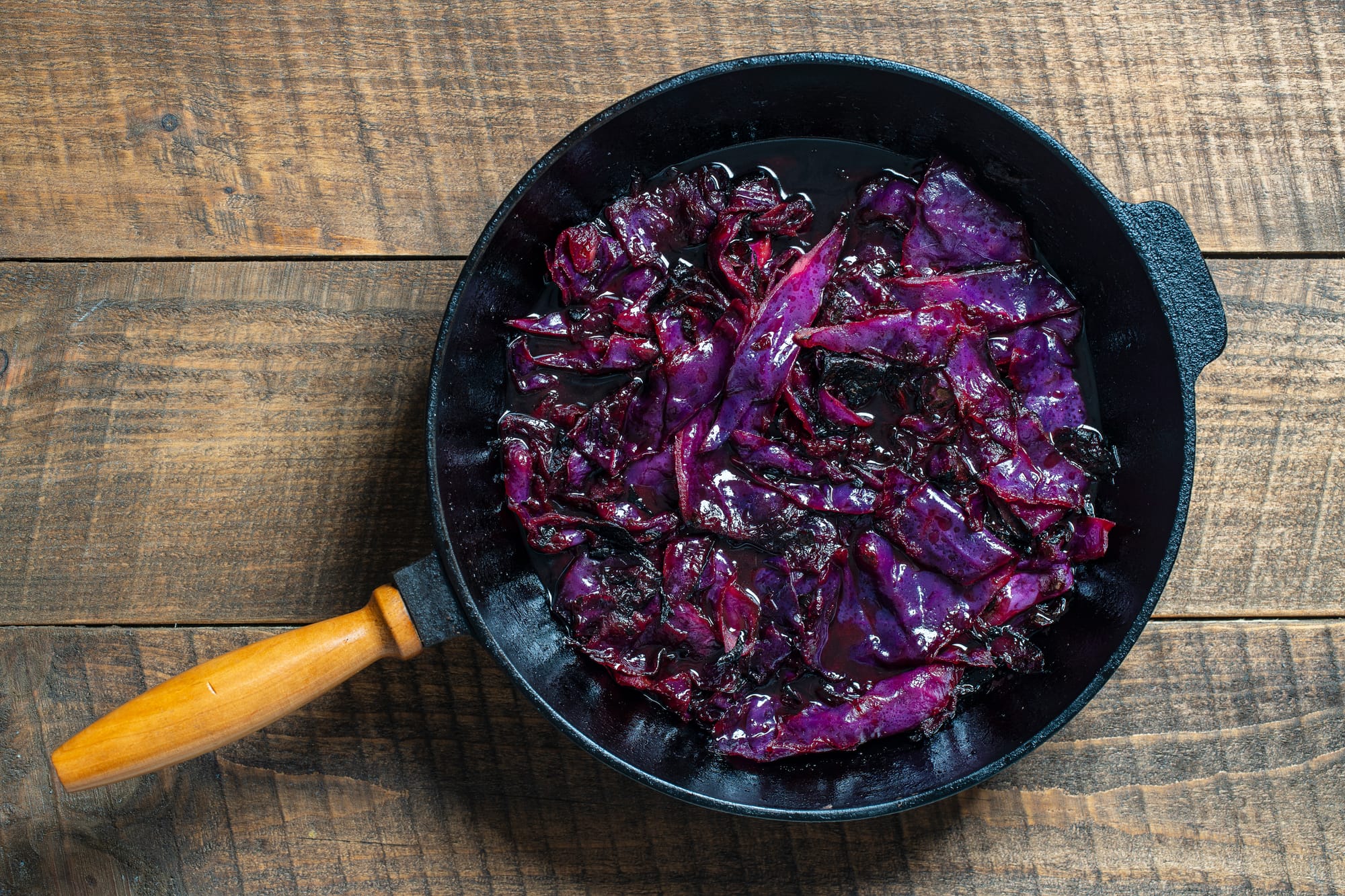 Braised Red Cabbage with Christmas Spices