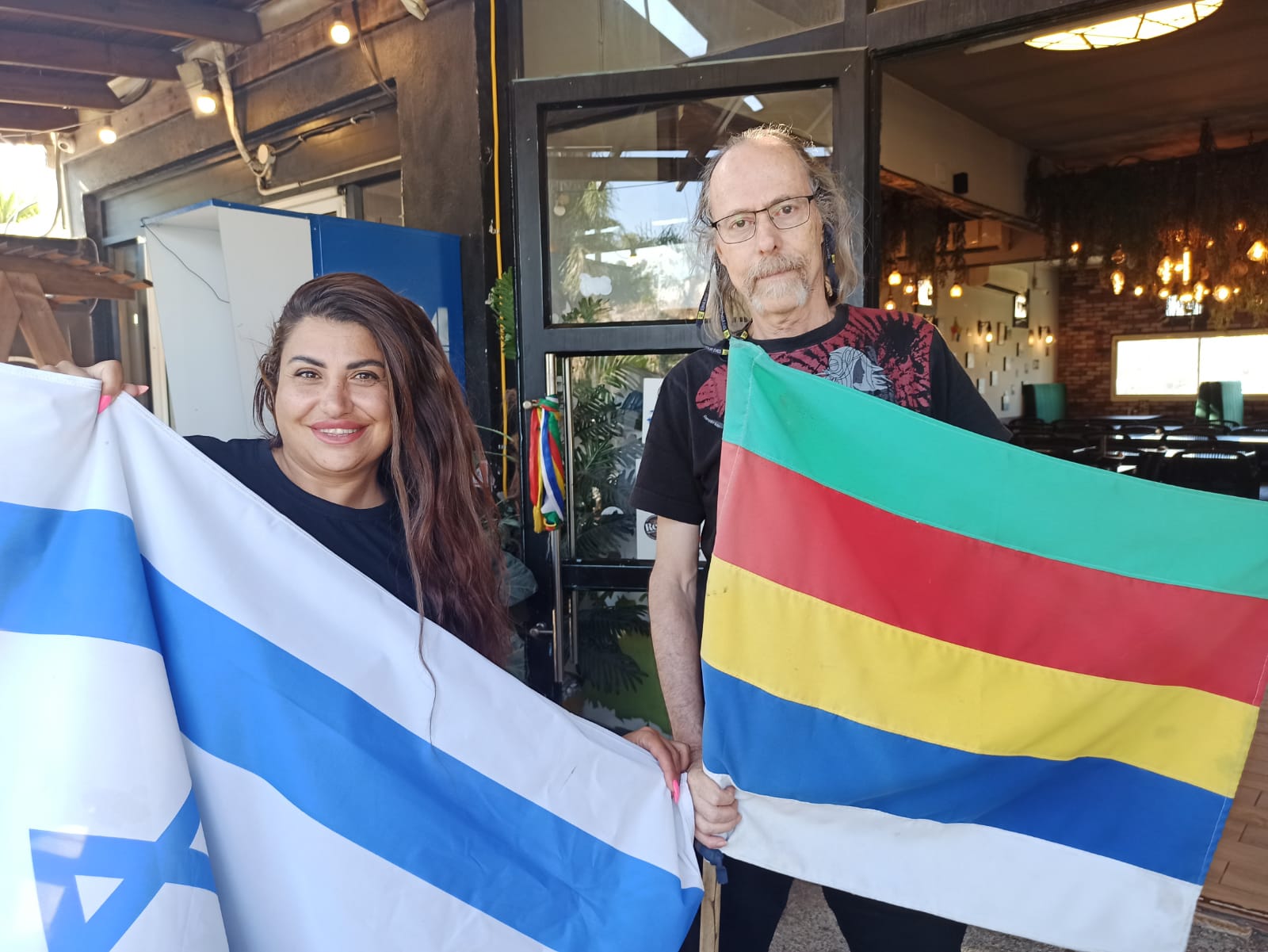 ריף: שני דגלים וארוחה דרוזית נהדרת