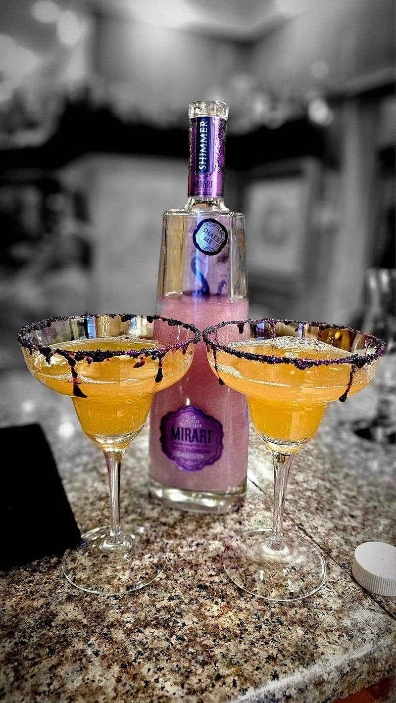 CAN BE ALCOHOLIC OR NON-ALCOHOLIC
