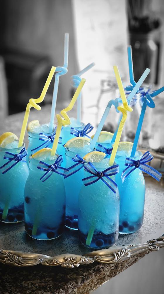 CAN BE ALCOHOLIC OR NON-ALCOHOLIC