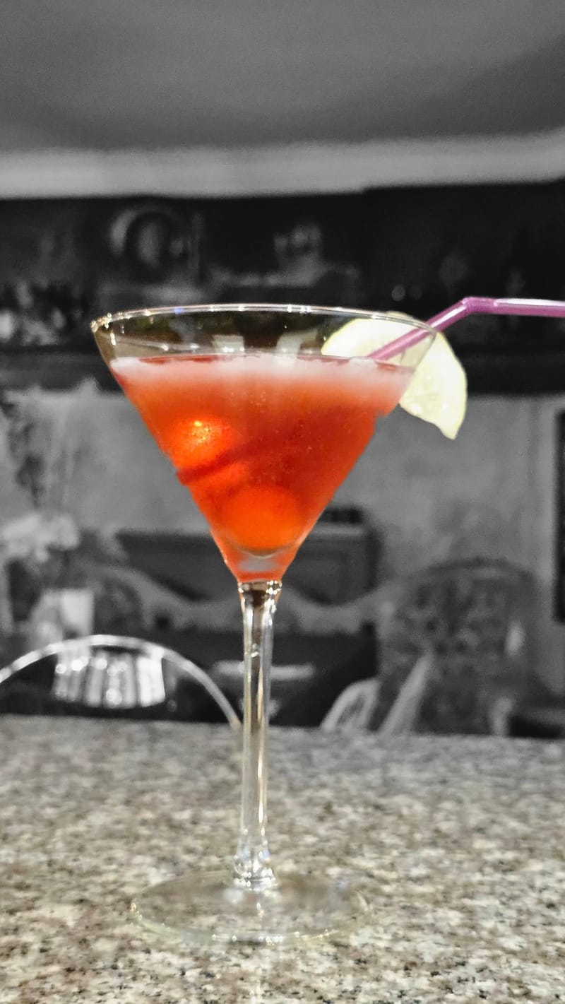 CAN BE ALCOHOLIC OR NON-ALCOHOLIC