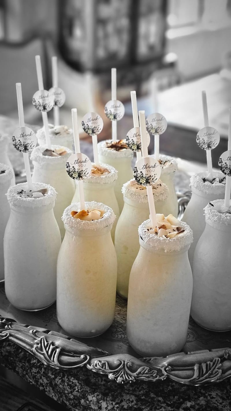 CAN BE ALCOHOLIC OR NON-ALCOHOLIC