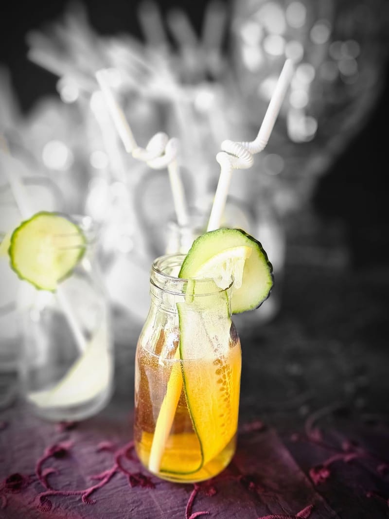 CAN BE ALCOHOLIC OR NON-ALCOHOLIC