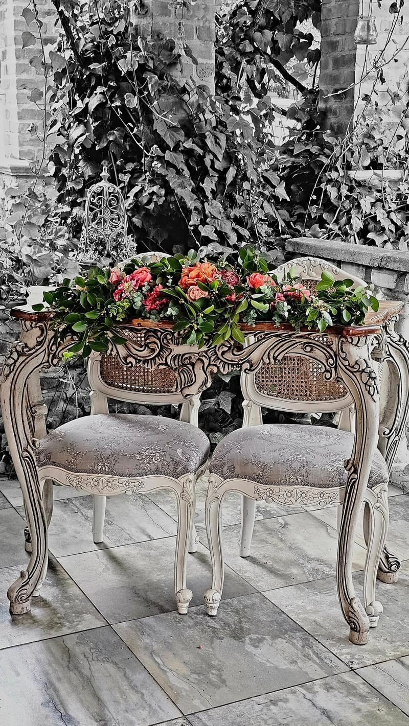INTIMATE WEDDINGS