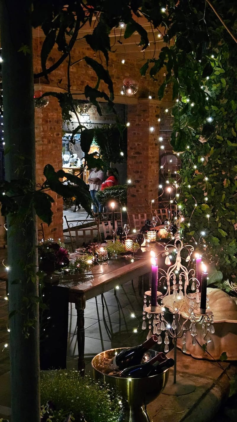 INTIMATE WEDDINGS