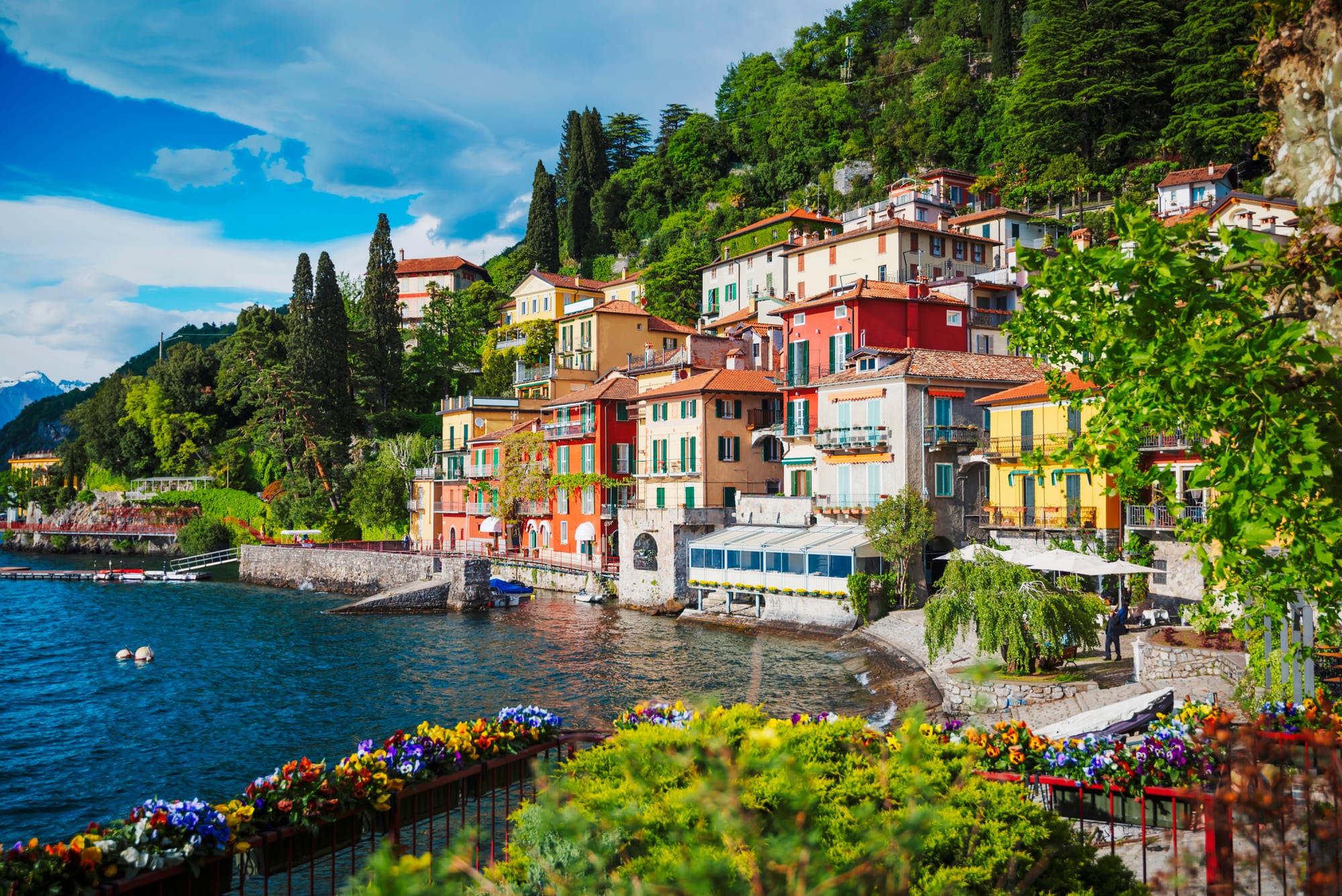 COMO