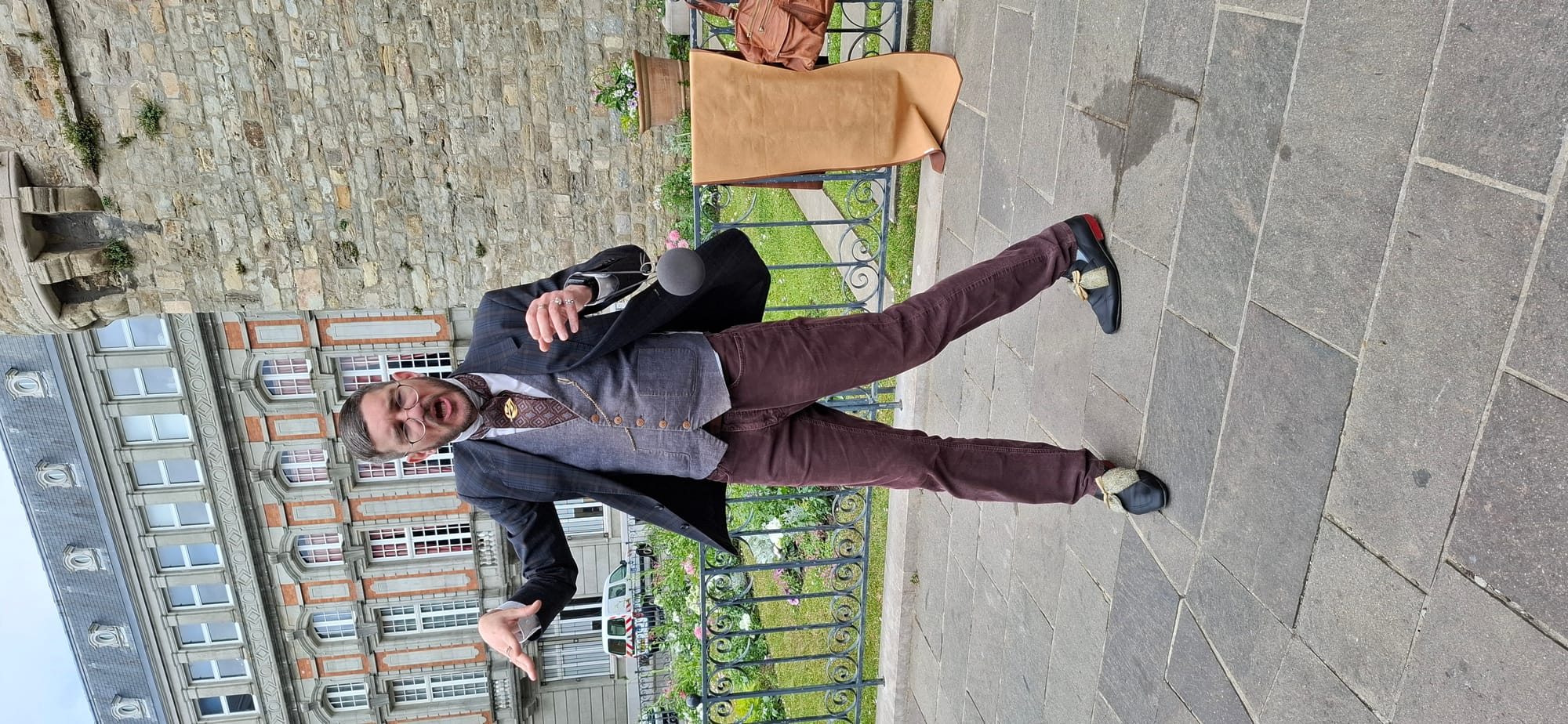 VISITE AVEC LE PROFESSEIR PERDU