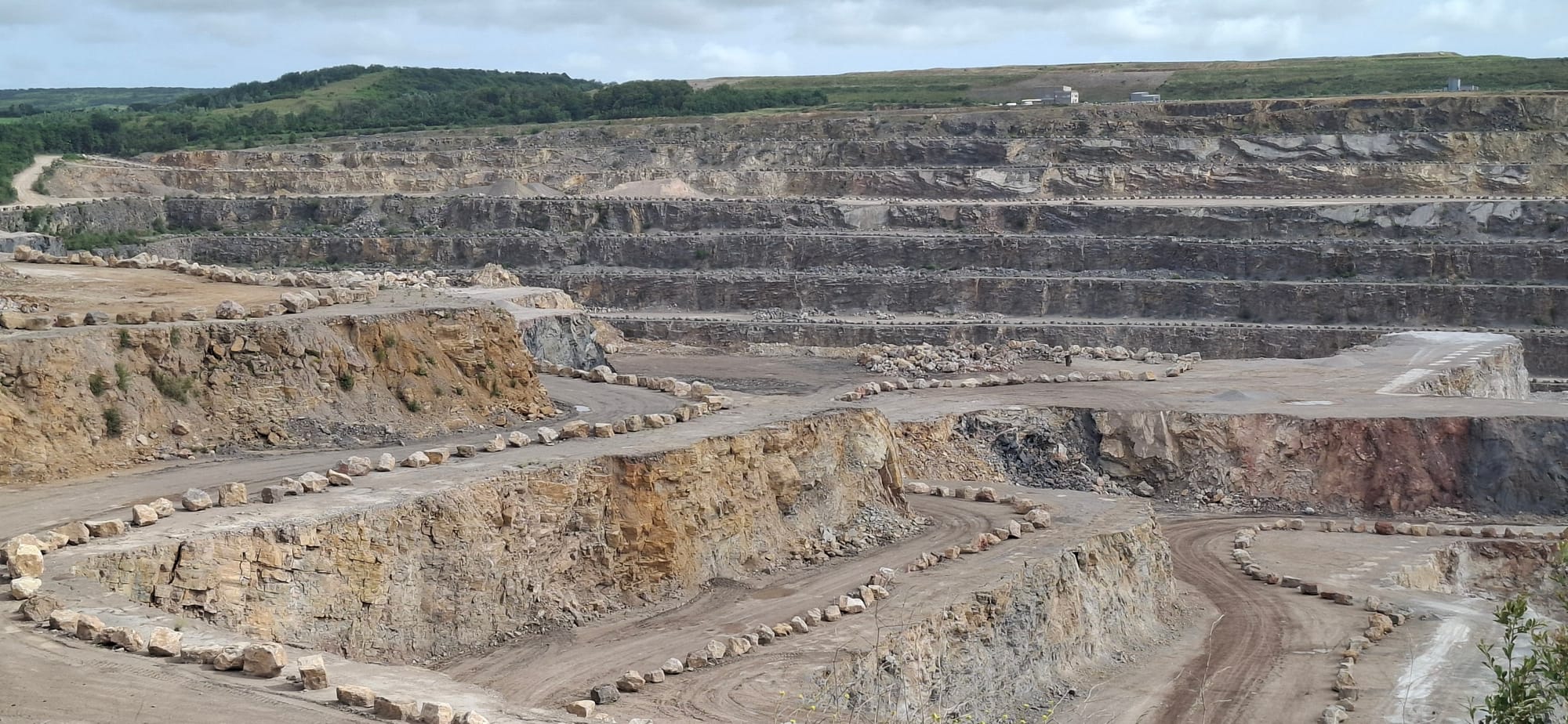 LES CARRIERES DU BOULONNAIS