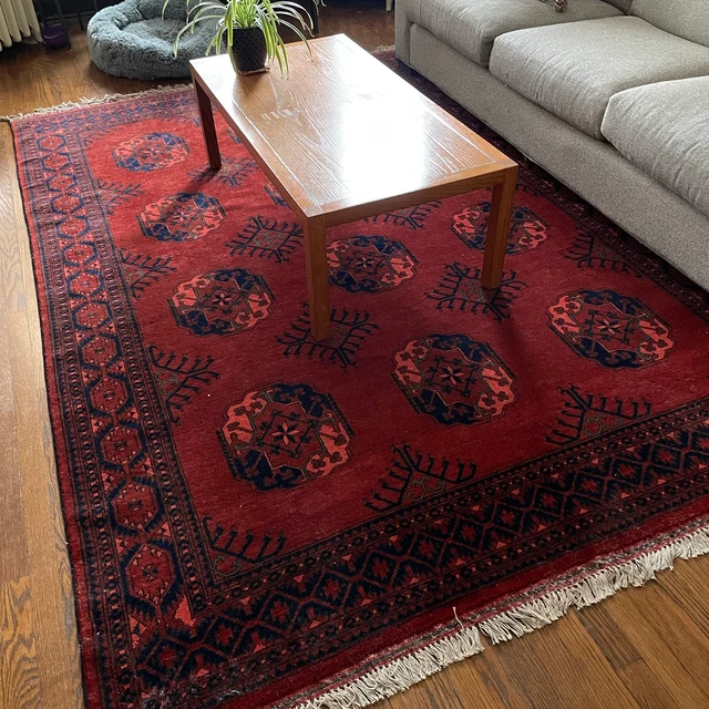 2/11/2024 	   Beautiful rug, it arrived very quickly.  www.afghanRugsStore.com