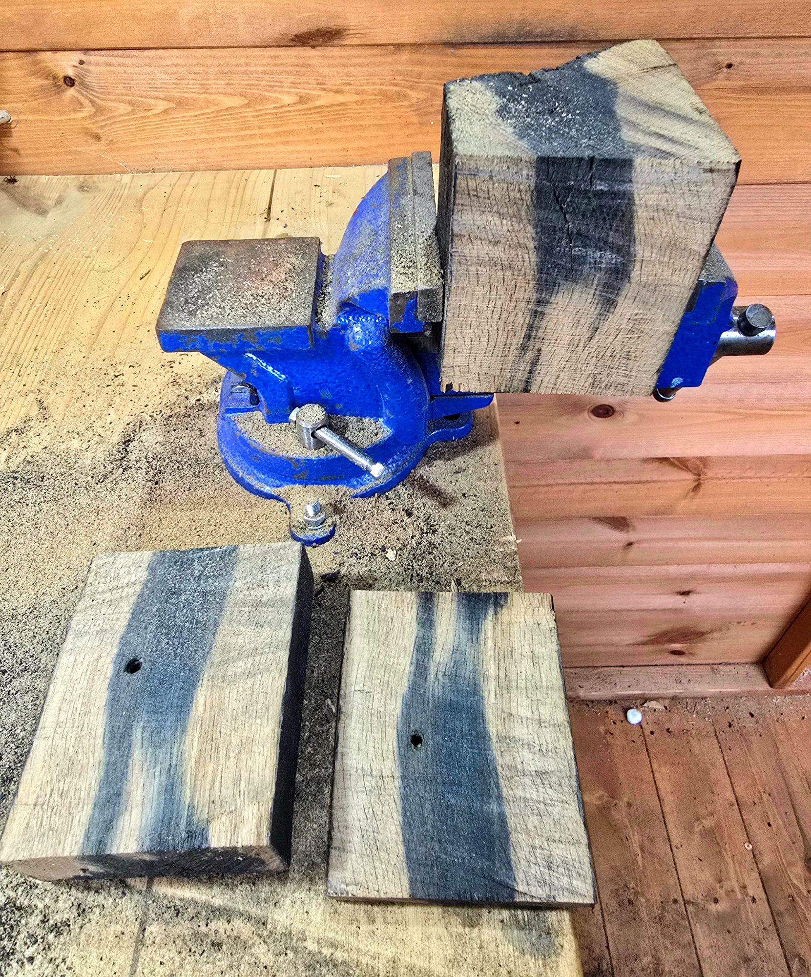 Oak with iron-tannin.