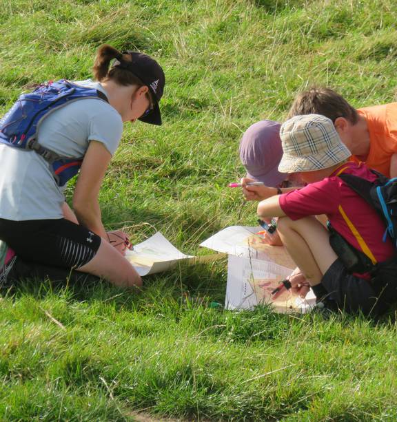TRABALHOS DE CAMPO - CURSOS - TREINAMENTOS