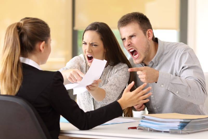 How to Verbally De-Escalate Conflict: Proven Tips for Calming Angry People