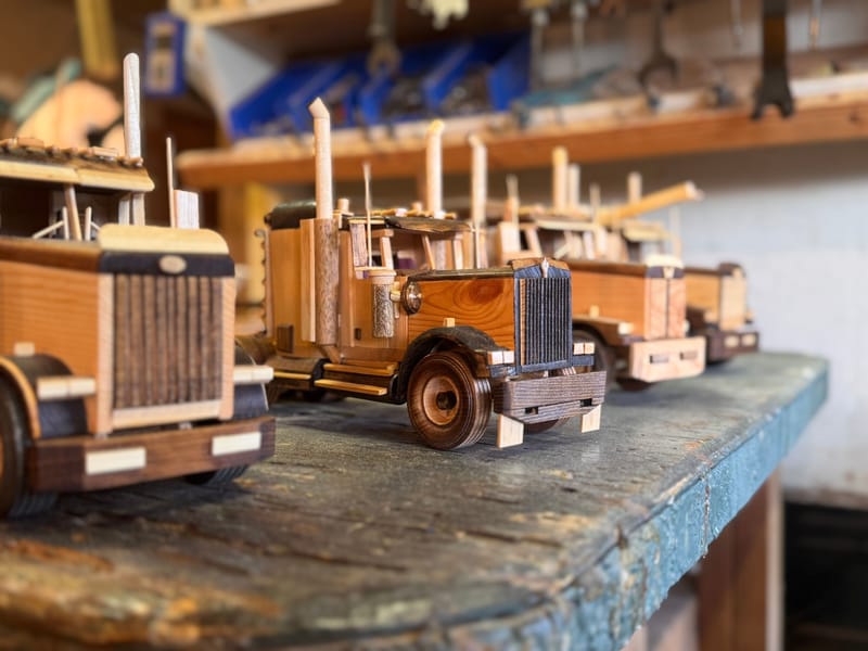 I built and maintain the Wild West Wood Crafts website, Facebook page and Instagram presence. 