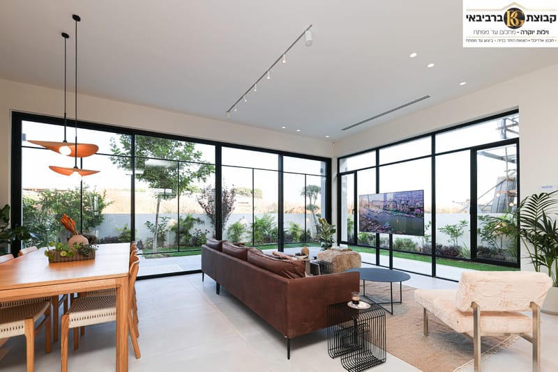 משפחת ריינהולד-סרטון thumbnail