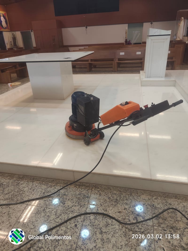 Polimento de mármore
