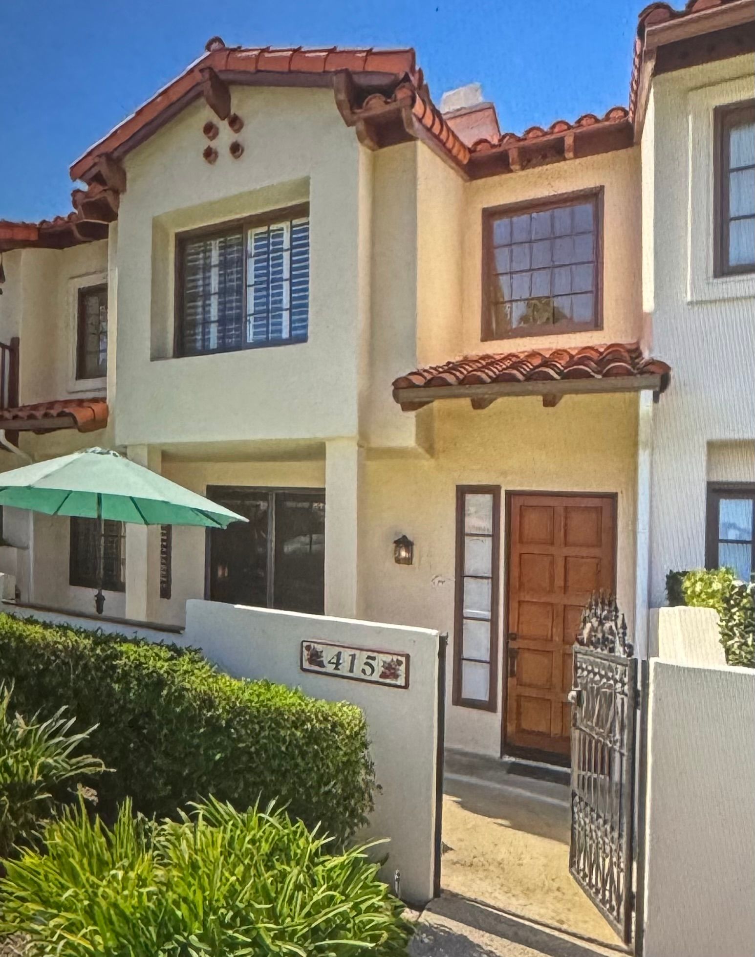 415 Bougainvillea townhouse / Represented the buyer