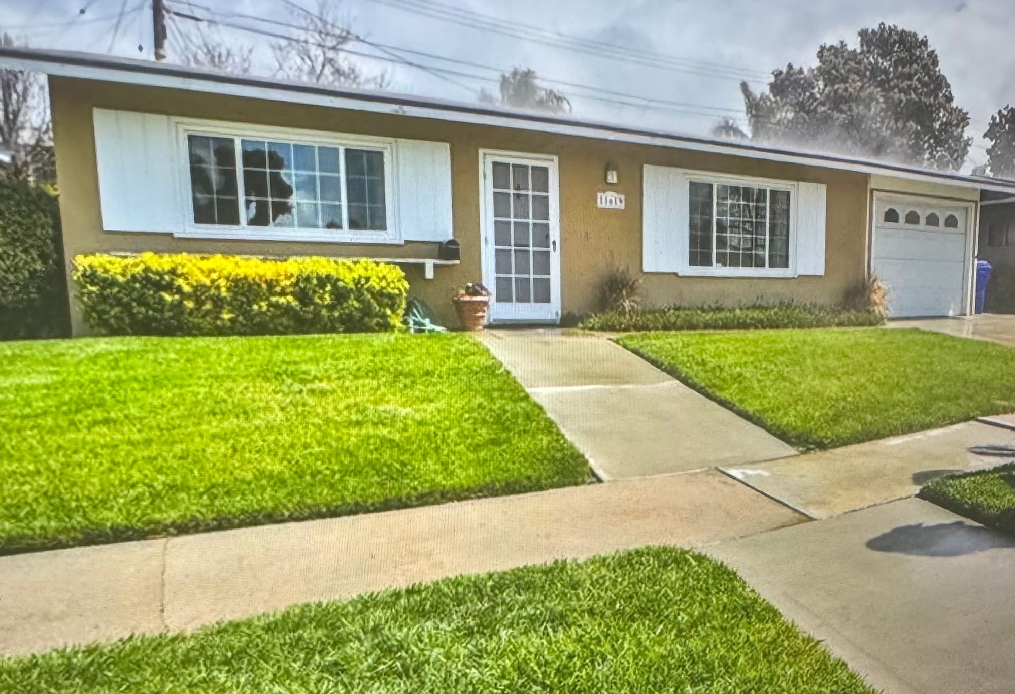 11619 Madison Street, Yucaipa / Represented the seller