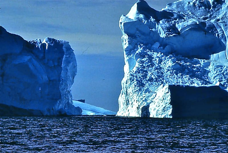 Film & Digital Reportage Images