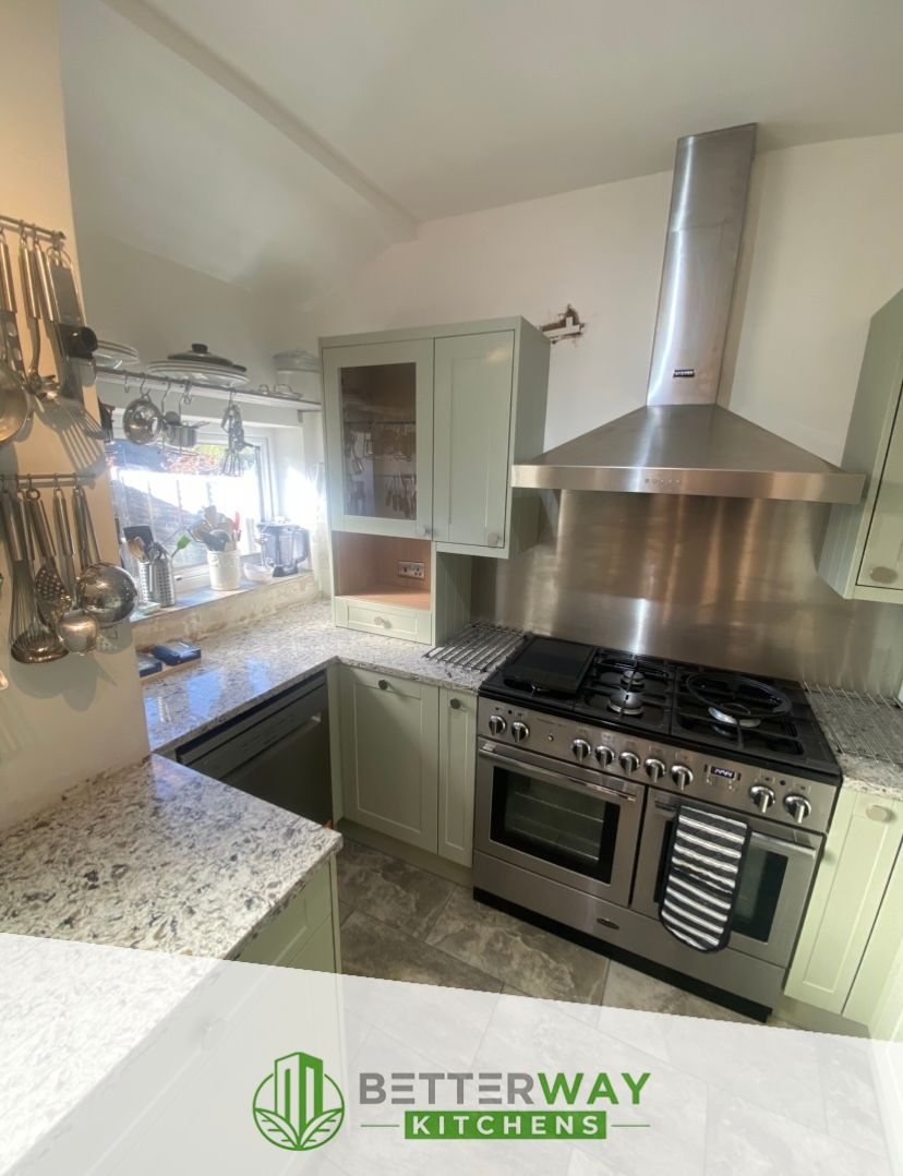 New Wren Sage Shaker