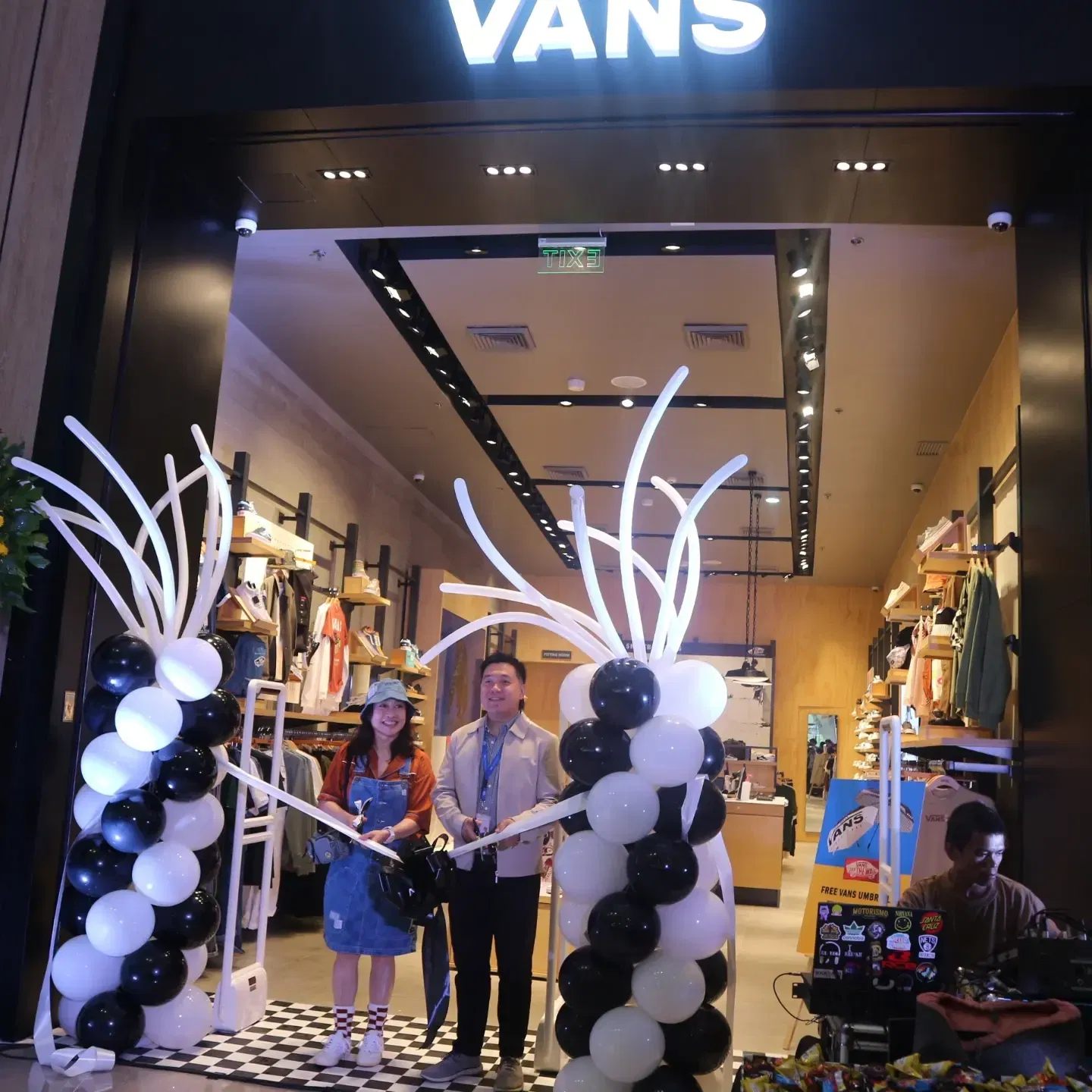 Vans Now Available at SM Seaside Cebu