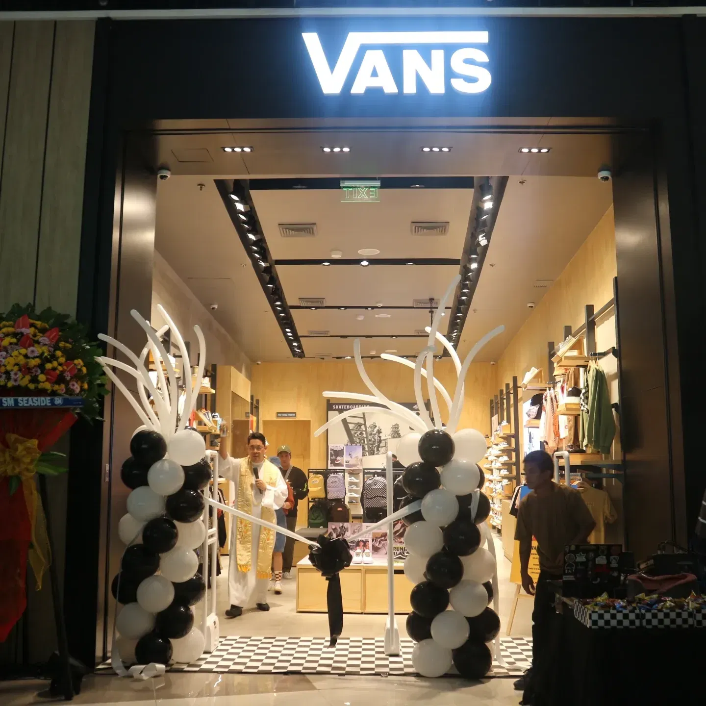 Vans Now Available at SM Seaside Cebu