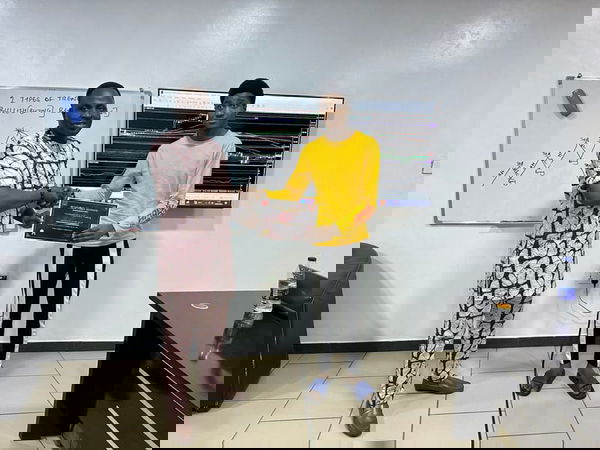 800 669e94326a07a