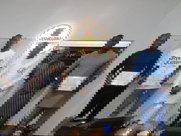800 676866c277d8b