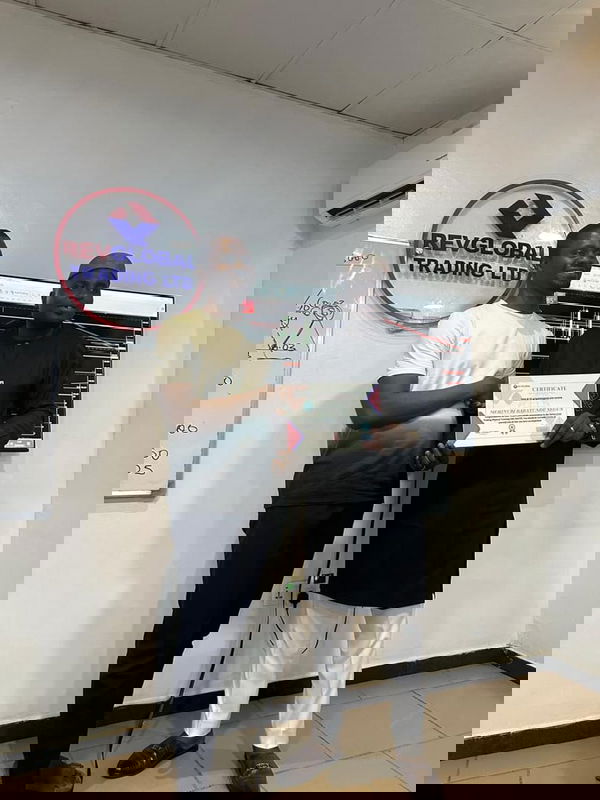 800 683190e0519cf
