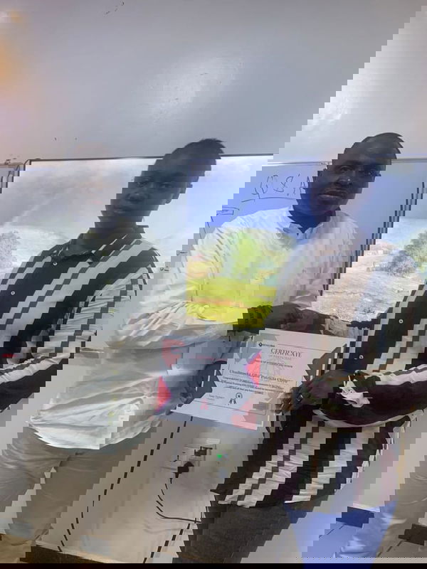 800 68ab68fe237d0