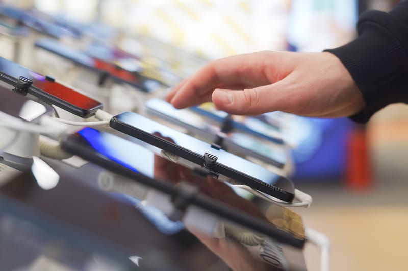 VENDITA DI TELFONIA MOBILE ED ACCESSORI