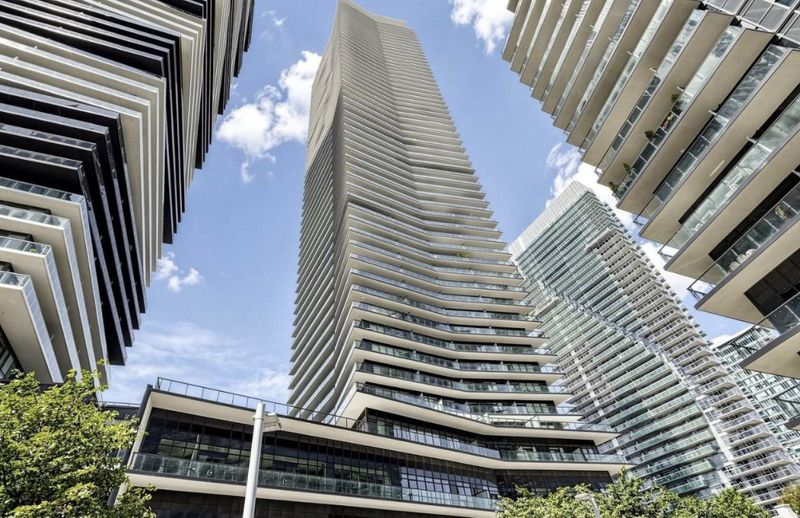 For Sale: 2702 - 38 ANNIE CRAIG DRIVE
