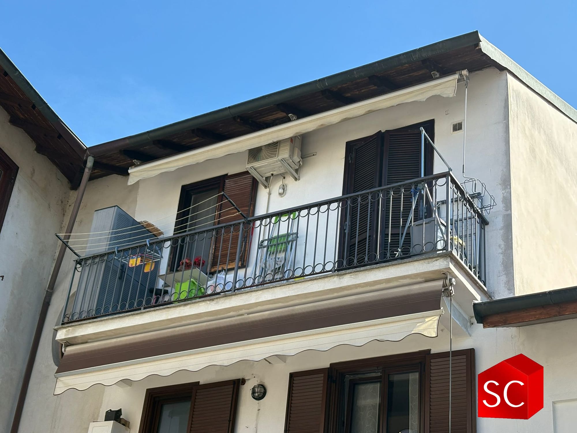 TRILOCALE CON BOX € 70.000