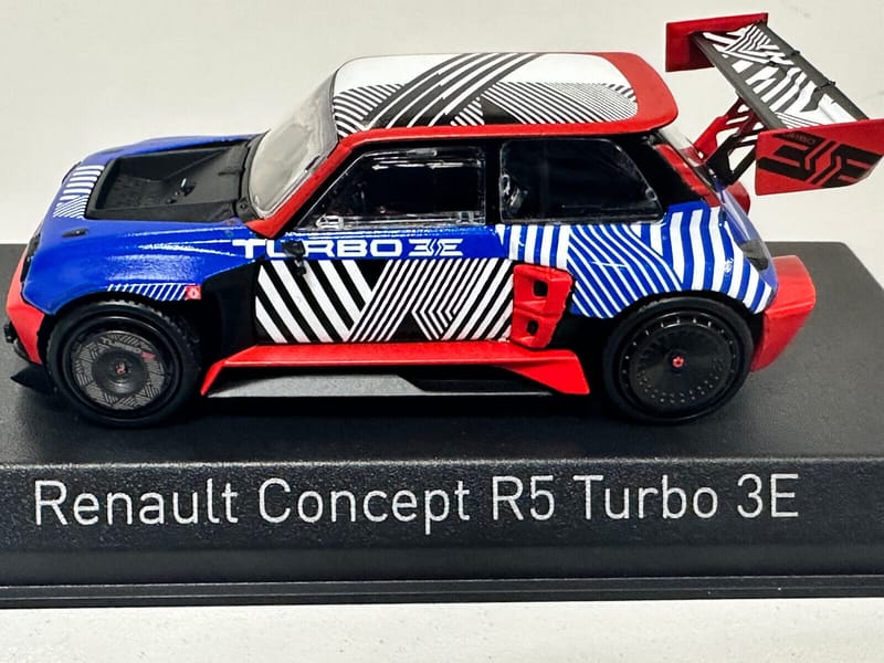 RENAULT NEW R5 e-tech 100% electric 2024 - Norev 1/43 EUR 35,95